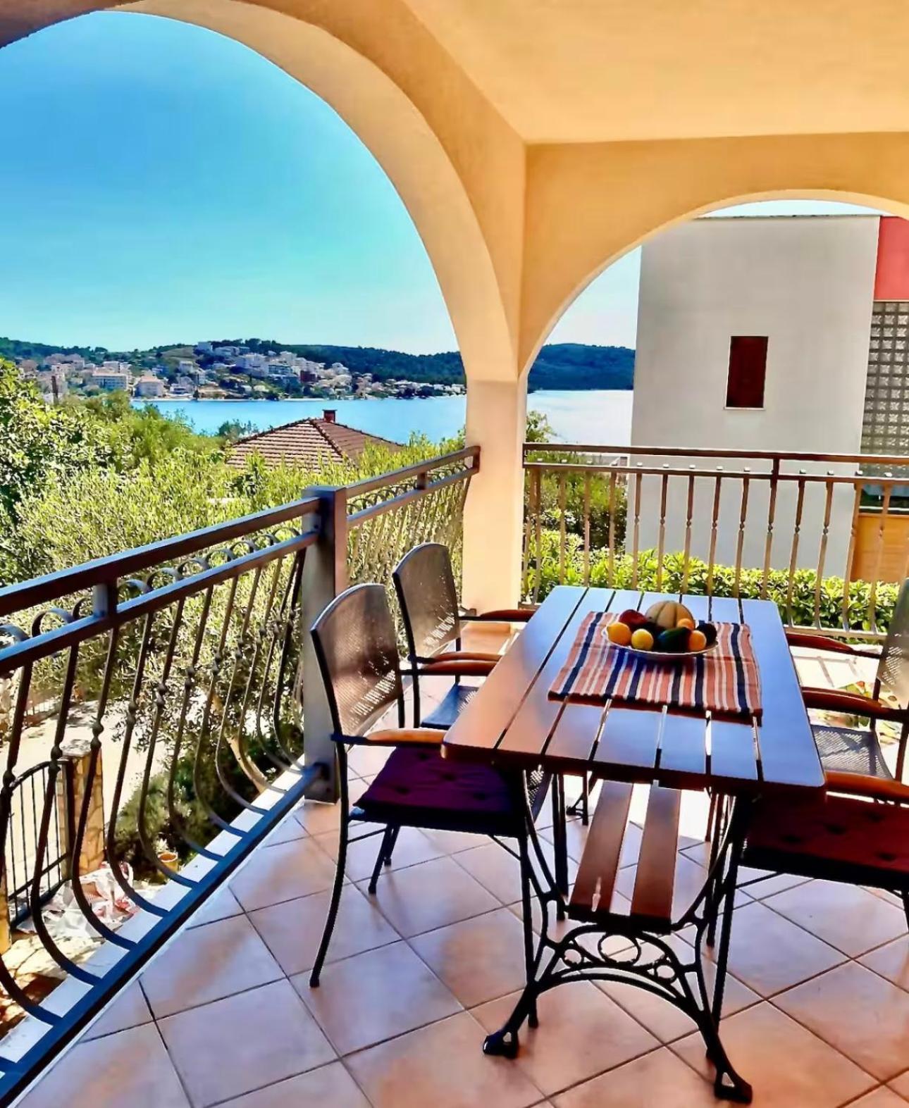Apartmani Attila Trogir Exteriér fotografie
